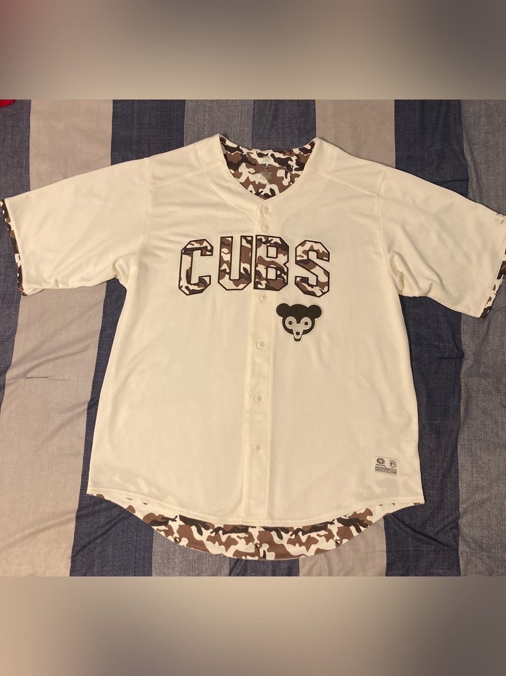 Chicago Cubs Baseball Jersey Sz 2XL Beige Camouflage Trim Cooperstown Collection